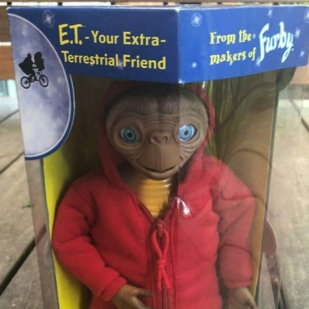ET INTERACTIVE 9" TALKING E.T. THE EXTRA TERRESTRIAL DOLL TIGER ELECTRONICS. NIB